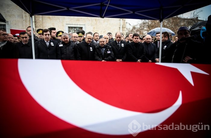 Bursalı Şehit Binbaşı Bülent Albayrak'ı binler uğurladı