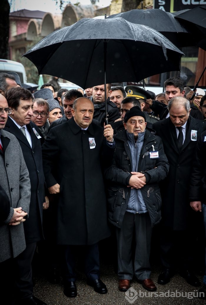 Bursalı Şehit Binbaşı Bülent Albayrak'ı binler uğurladı