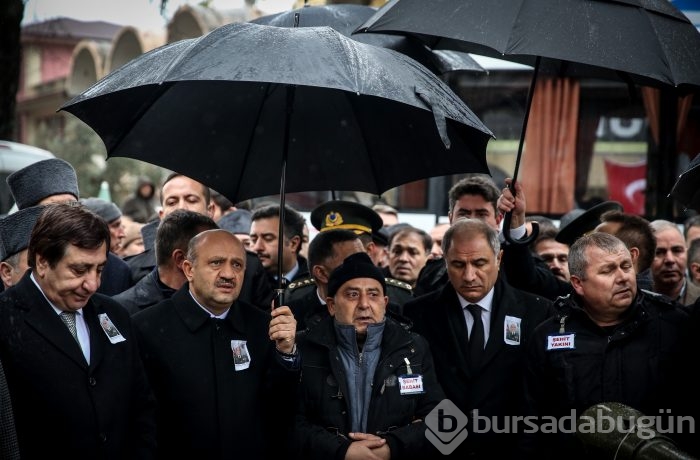 Bursalı Şehit Binbaşı Bülent Albayrak'ı binler uğurladı