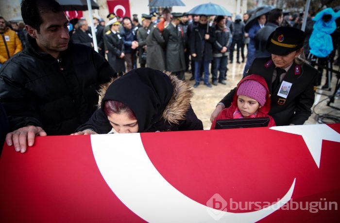 Bursalı Şehit Binbaşı Bülent Albayrak'ı binler uğurladı