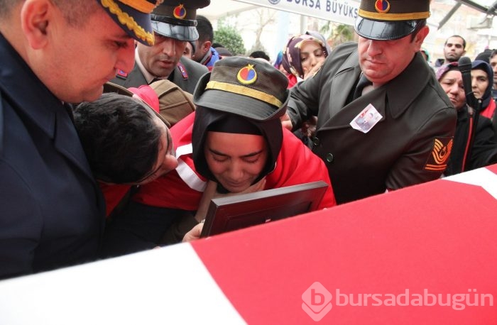Bursalı Şehit Uzman Çavuş Ferhat Demir son yolculuğuna uğurlandı