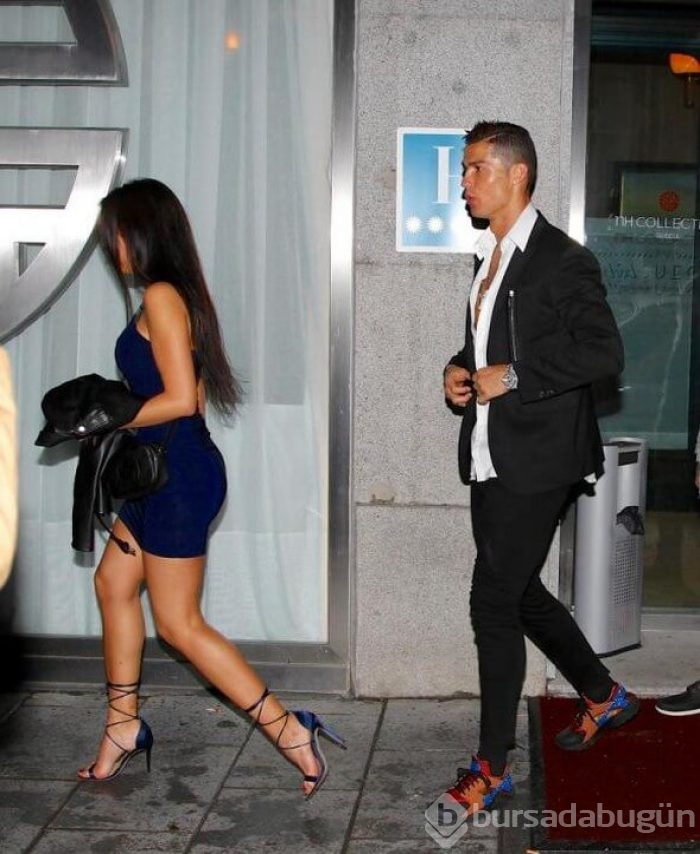 Ronaldo yeni sevgilisiyle dudak dudağa...