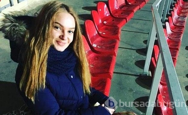 Rusya'da tribünleri ısıtan güzeller...