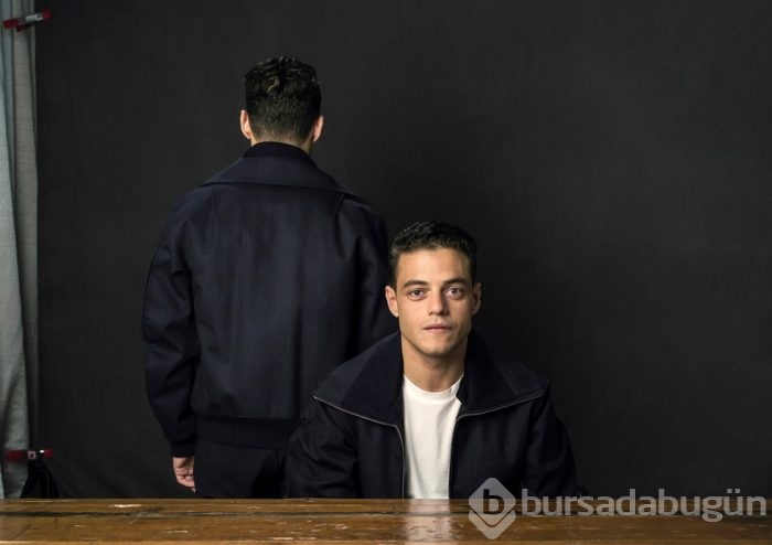 İki ayrı yüzünü tek karede gösterdi
