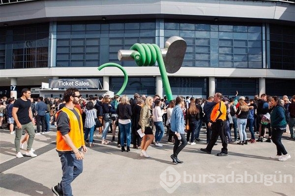 Her yere ücretsiz girmenin yolunu buldular