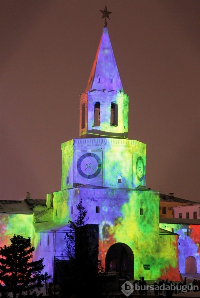 Kremlin'de nefes kesen 3D ışık şovu