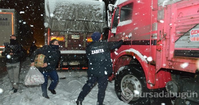 Bursa'da TIR kaydı yol ulaşıma kapandı