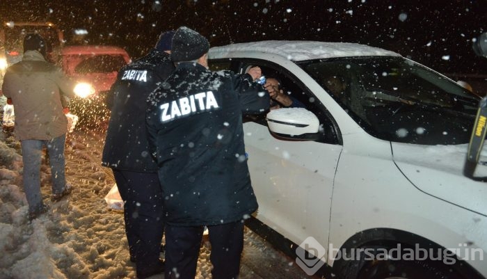Bursa'da TIR kaydı yol ulaşıma kapandı