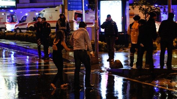 İstanbul Ortaköy'de gece kulübünde silahlı saldırı