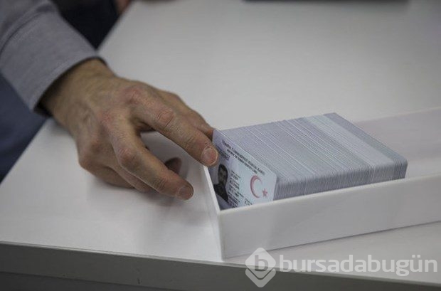 Yeni çipli kimlik kartı başvuruları 2 Ocak'ta başlıyor