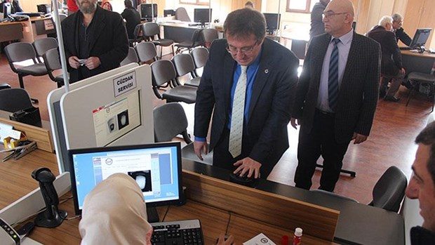 Yeni çipli kimlik kartı başvuruları 2 Ocak'ta başlıyor