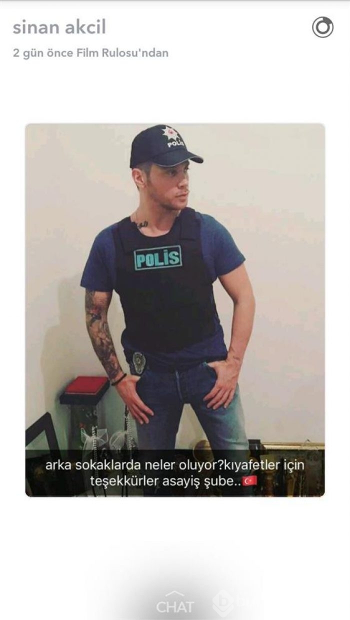 Ünlülerin ilginç sosyal medya paylaşımları