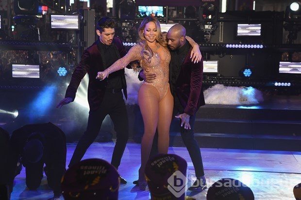 Mariah Carey'nin yeni yıl performansı alay konusu oldu