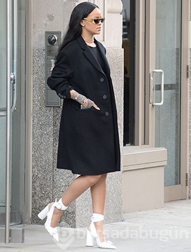Rihanna'nın mont çılgınlığı