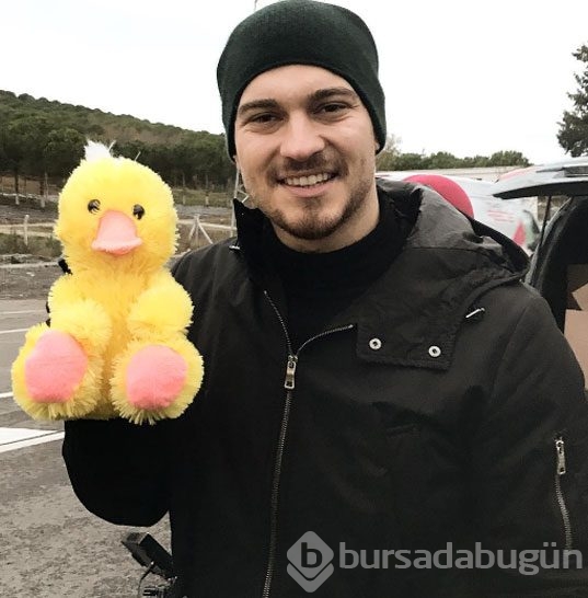 Çağatay Ulusoy'un paylaşımına rekor beğenİ