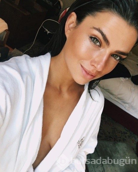Nicole Harrison aşkını arıyor