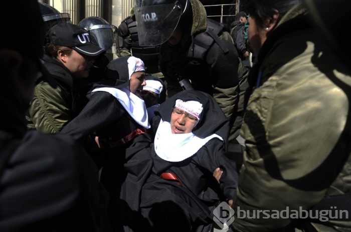 Protestonun kadın hali