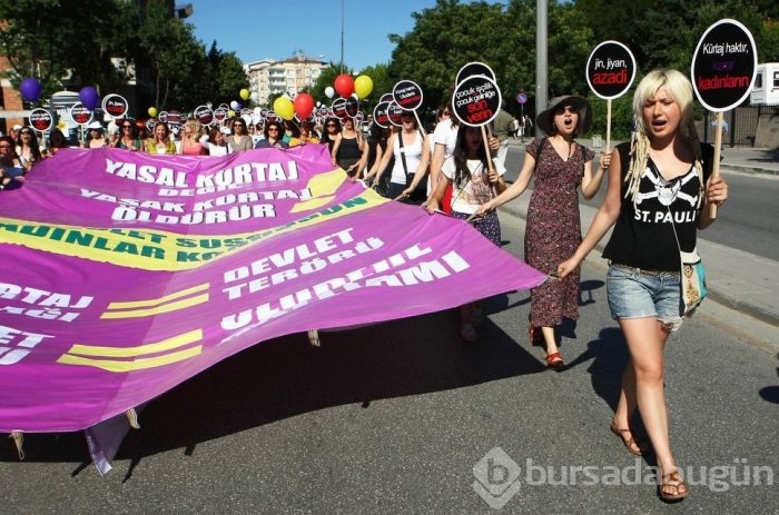 Protestonun kadın hali