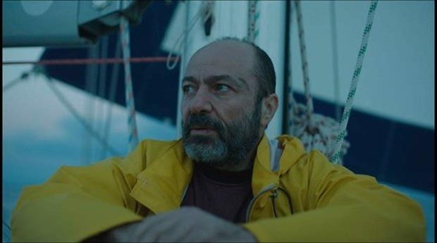 Ünlü bir dizi oyuncusuydu şimdi pizza dağıtıyor