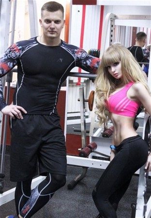 İnsan Barbie'nin şaşırtan yaşamı