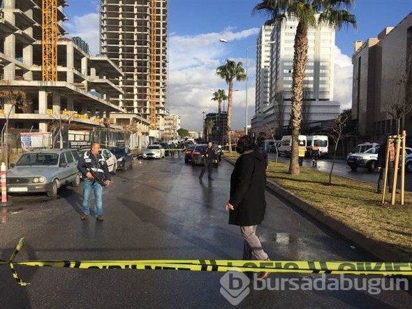 İzmir'de adliye önünde patlama