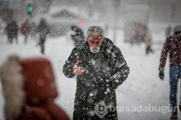 Kar Bursa'ya çok yakıştı 