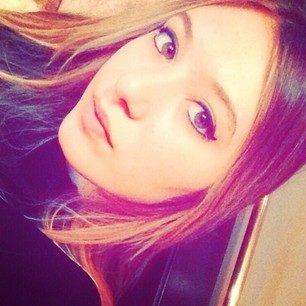 Yasemin Erbil'den cüretkar poz