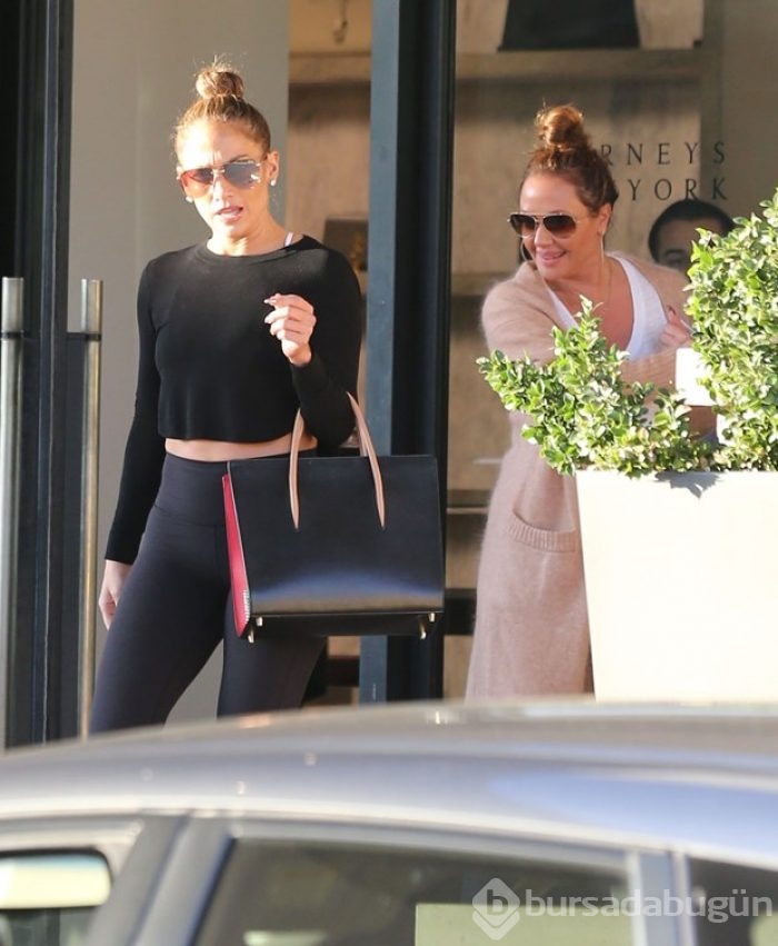 Jennifer Lopez eski dostuna sahip çıktı
