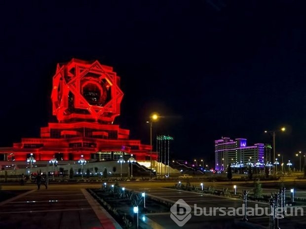 En değişik tasarımlı binalar
