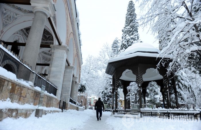 Bursa'da kartpostallık kar manzaraları