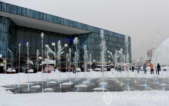 Bursa'da kartpostallık kar manzaraları