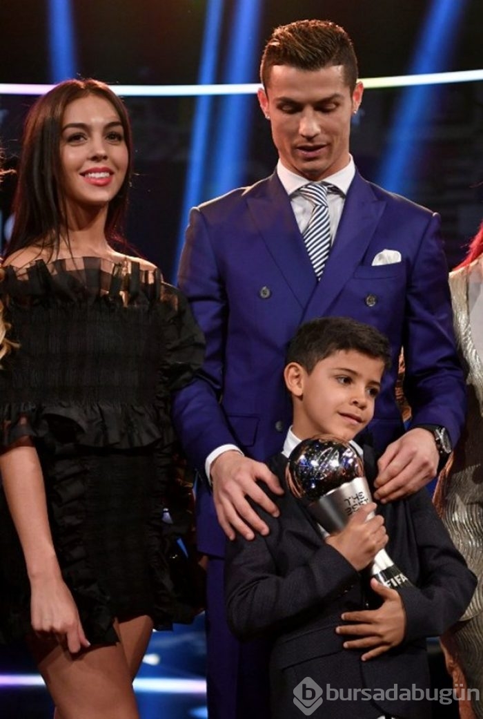 Ronaldo'nun sevgilisi kimdir?