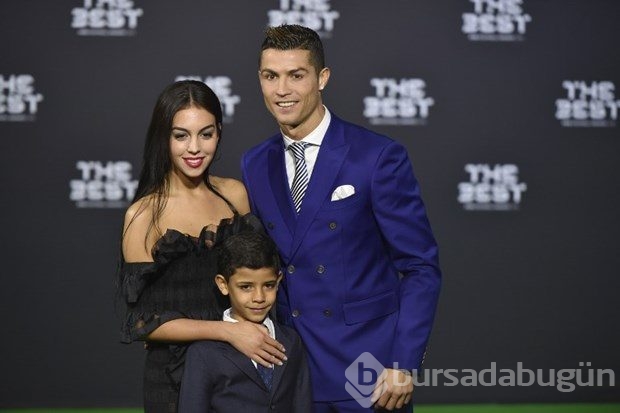 Ronaldo'nun sevgilisi kimdir?