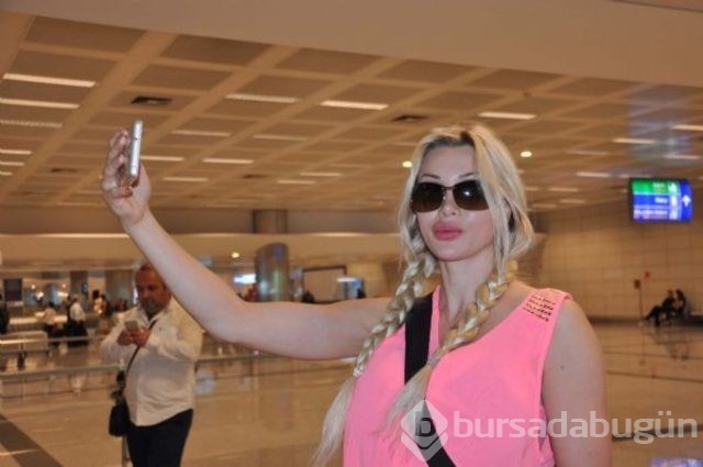 Pixee Fox barbie bebek ameliyatı için İstanbul'a geldi