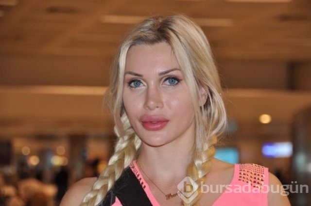 Pixee Fox barbie bebek ameliyatı için İstanbul'a geldi