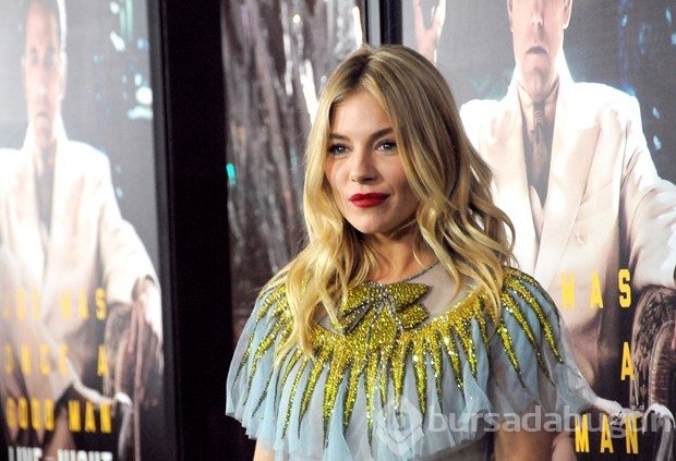 Sienna Miller'dan aşk sahnesi itirafı
