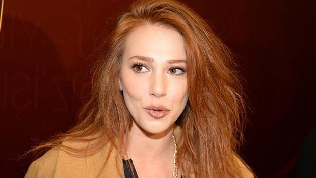 'Defne' de hamile kaldı