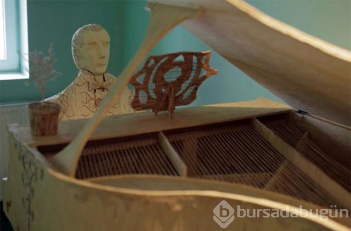 Kibrit çöpünden şaheser çıkardı