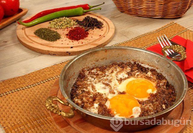 11 Ocak günün menüsü (Erkek erkeğe yenen yemekler)