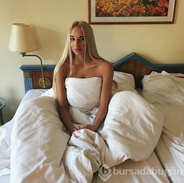 Dünyanın 1 numarası, 19 yaşında emekliliğini açıkladı