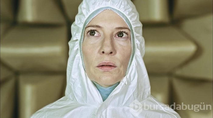 Bir filmde 13 farklı karakteri canlandırdı