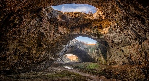 Yeraltındaki dünya