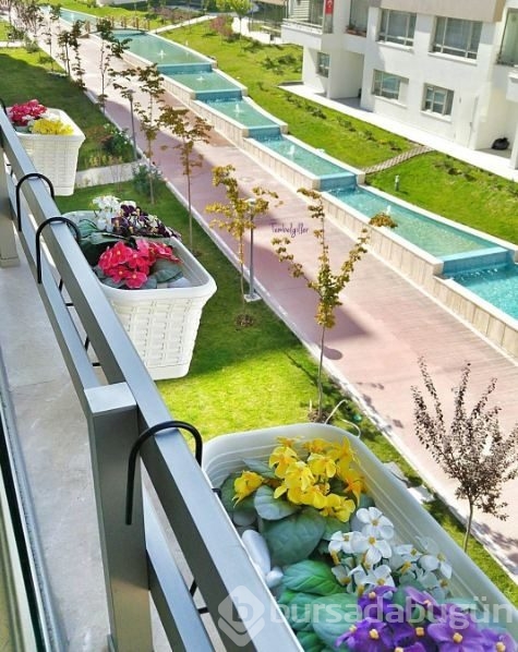 Kapalı ve küçük balkonlar için kış bahçesi dekorasyonu
