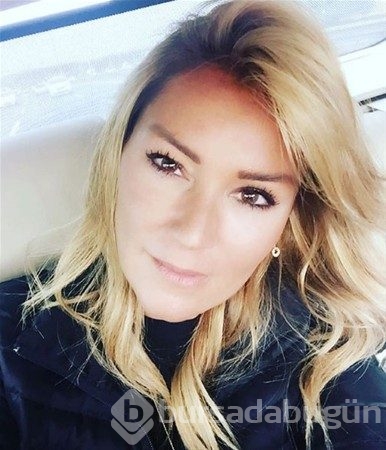 Pınar Altuğ'un dekoltesi olay oldu