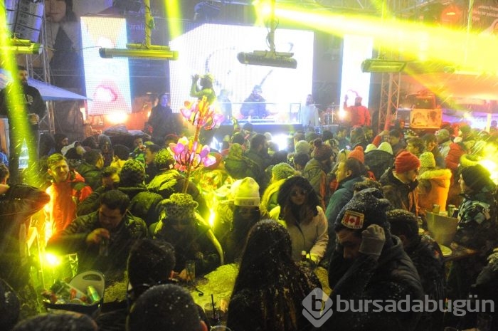 Uludağ'da düzenlenen Selfy Whitefest 2017'den görüntüler