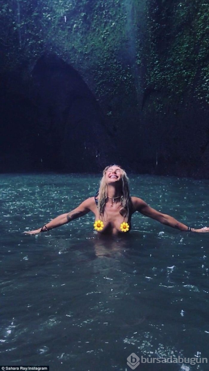 Instagram'da çıplak fotoğrafını paylaştı 'Sahara Ray'