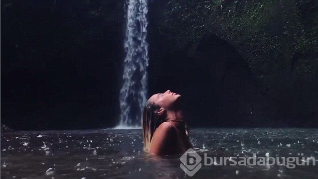 Instagram'da çıplak fotoğrafını paylaştı 'Sahara Ray'