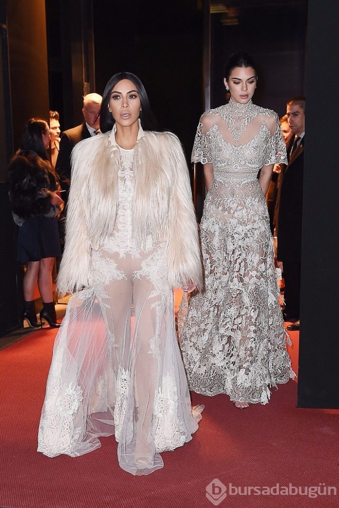 Kim Kardashian'ın dönüşü muhteşem oldu