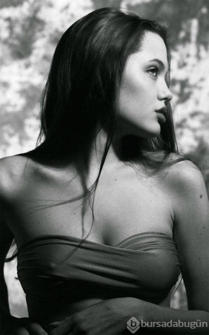Angelina Jolie'nin fazla bilinmeyen muhteşem fotoğrafları