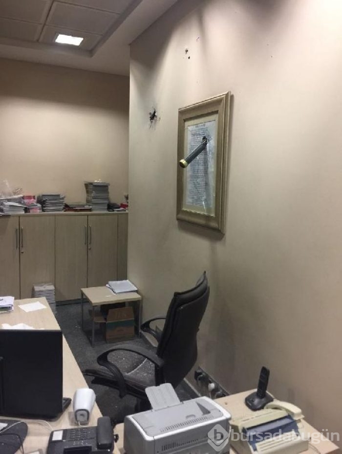 İstanbul'da emniyete ve AK Parti binasına saldırı girişimi